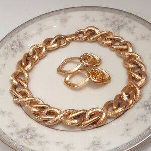 Vtg Napier Necklace Earrings Bright Gold Shiny Chunky Textured Links Hoop 80s